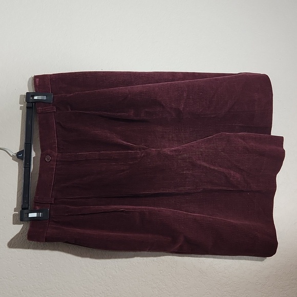 JH Collectabls Shorts Size 16 Corduroy Maroon Runs Smaller Dead Stock New - Picture 1 of 14